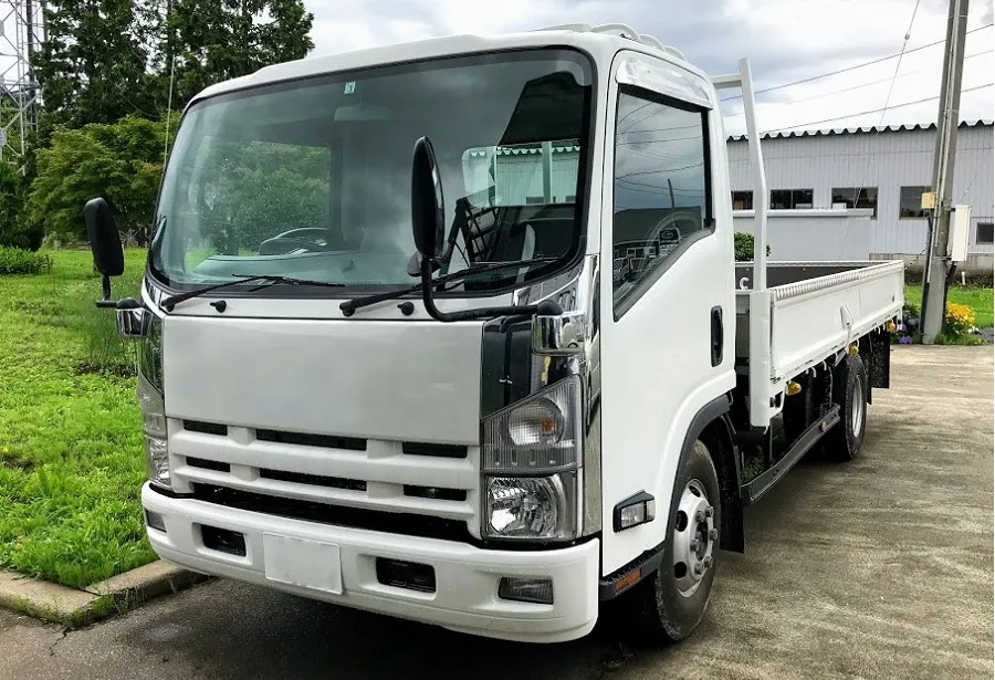 平ボディ車・幌車のドライバーの仕事と必要な免許