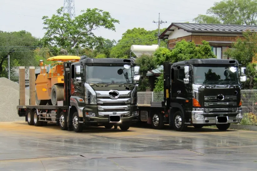 大型免許を活かせる仕事は大型トラックやダンプトラックドライバー